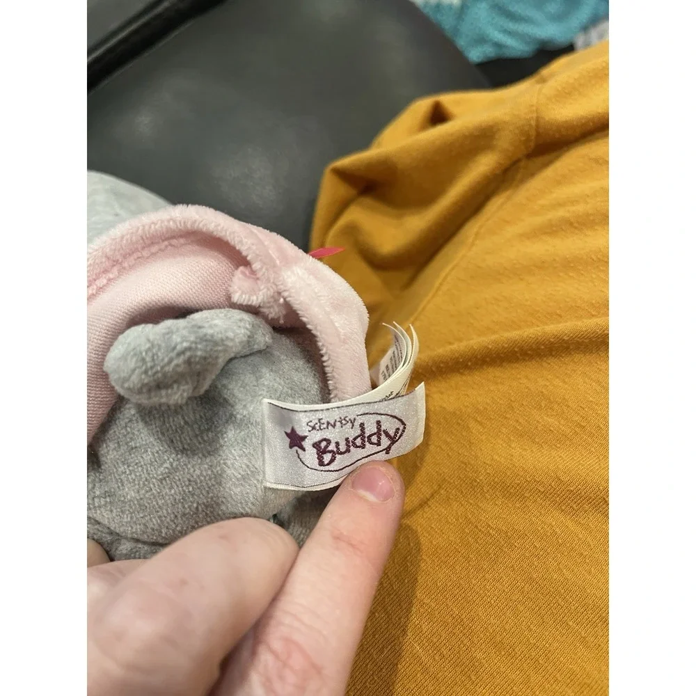 SCENTSY Buddy Sidekick Pippy The Pig Plush Scented Striped Crinkle Legs Toy